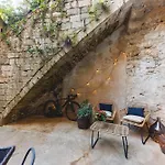Bravissimo Llebre Duplex, With Patio * Gerona