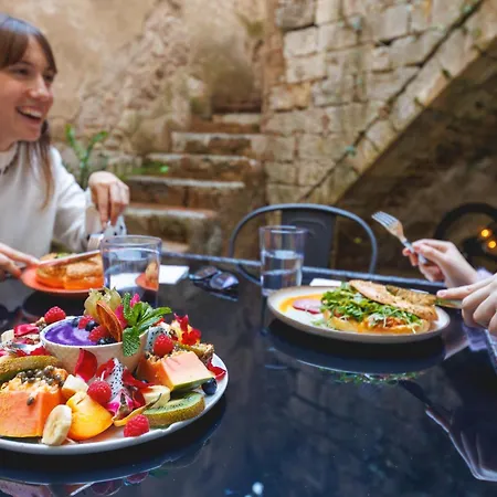 Bravissimo Llebre Duplex, With Patio Girona