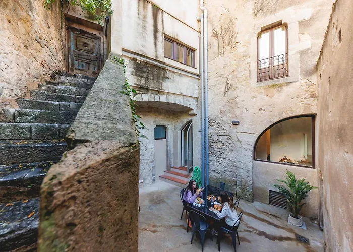 Apartamento Bravissimo Llebre Duplex, With Patio Girona