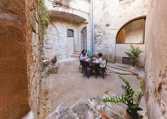 Bravissimo Llebre Duplex, With Patio Apartamento